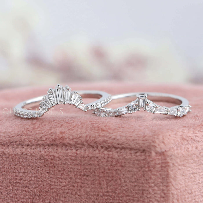Baguette and Round Diamond Chevron Solitaire Enhancer