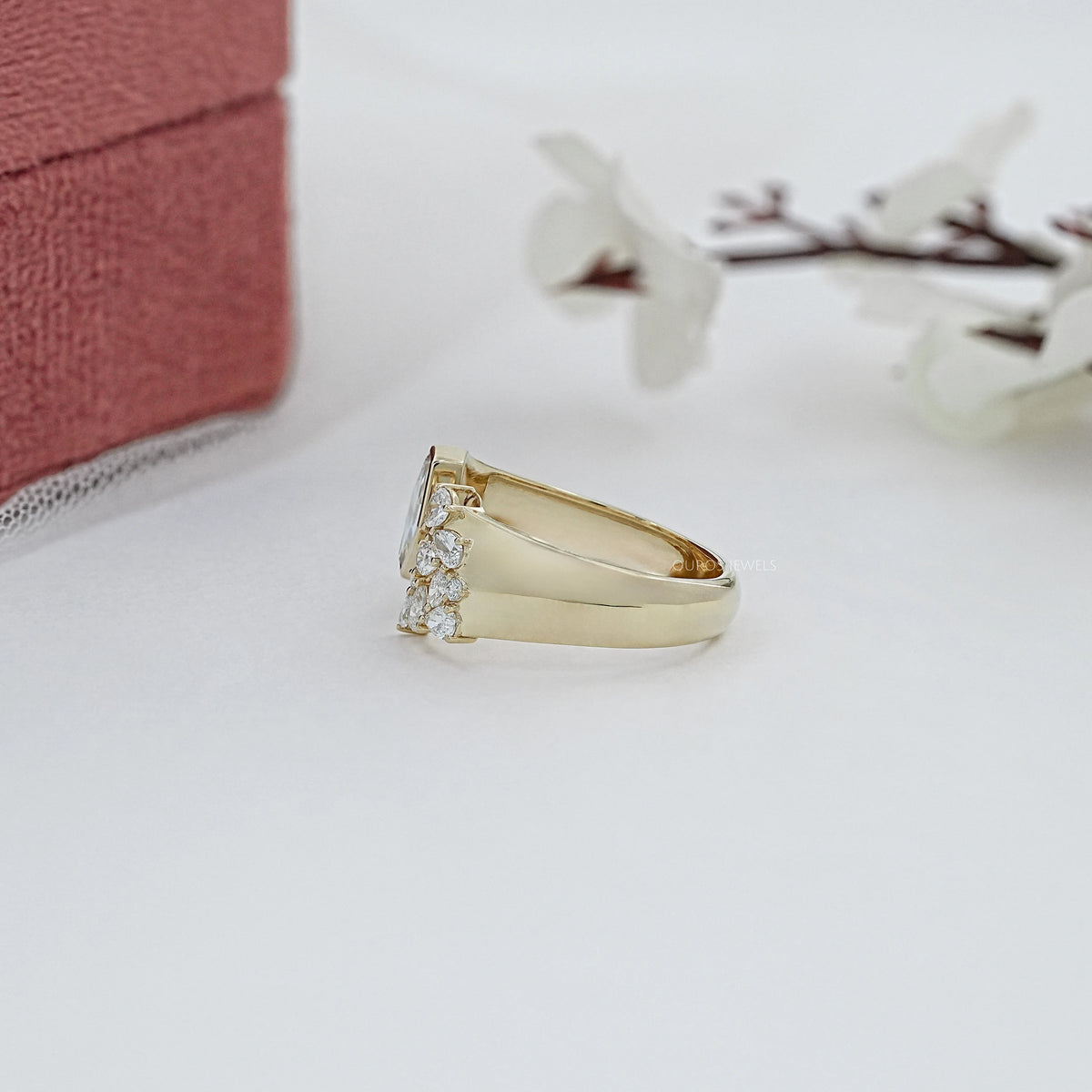 Lozenge Cut Bezel Cluster Wide Open Ring Ring