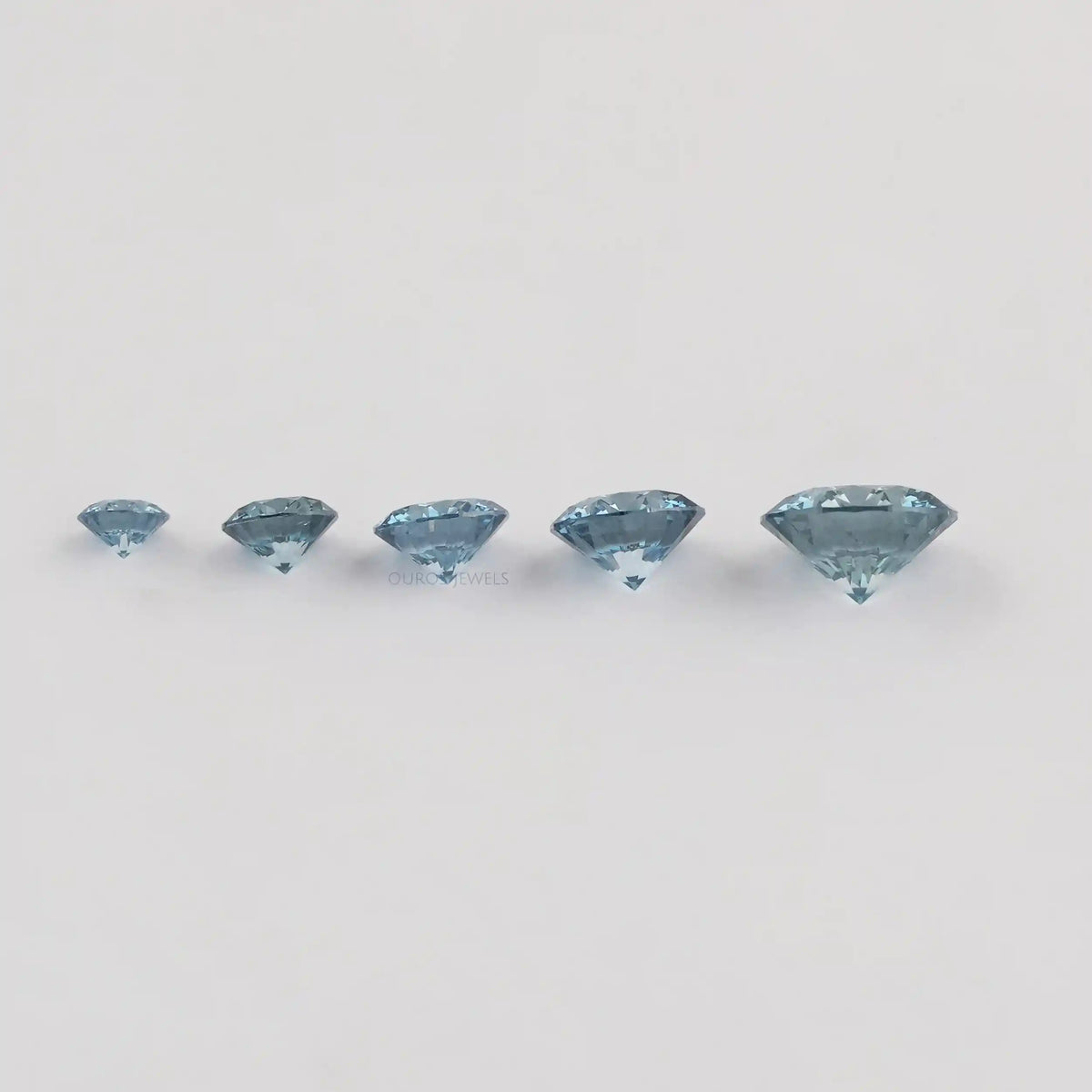 Colored Blue Round Cut Lab Diamond