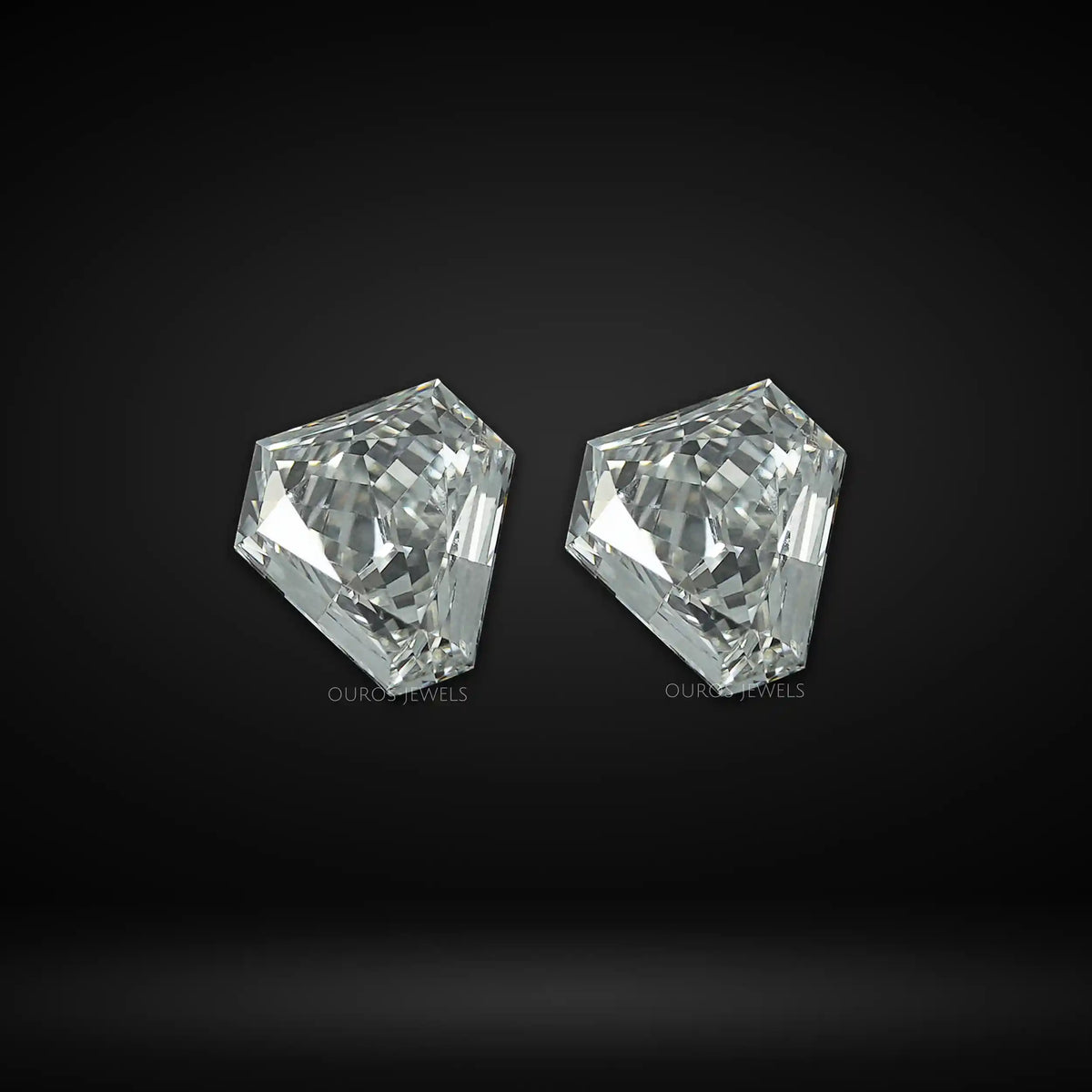 Calf's Head Shape Lab Diamond Pair Loose