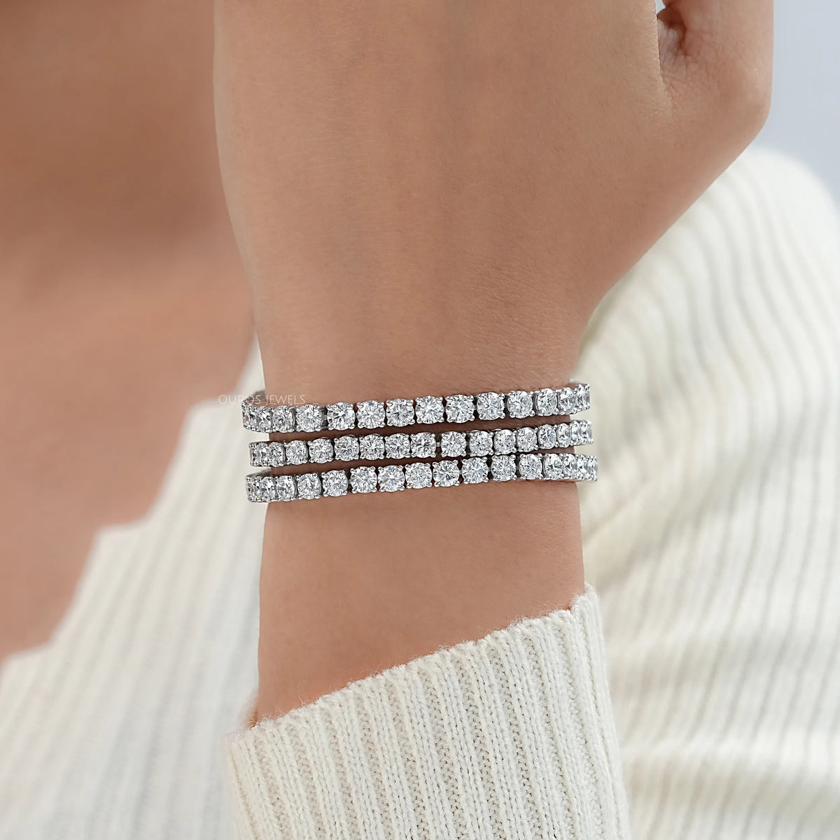 Round Shape Lab Grown Diamond Bracelet with 8.00 | 9.00 | 10.00 TCW Bracelet