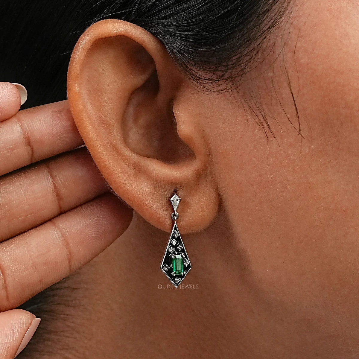 Black Enamel Flush Set Drop Earrings Earring