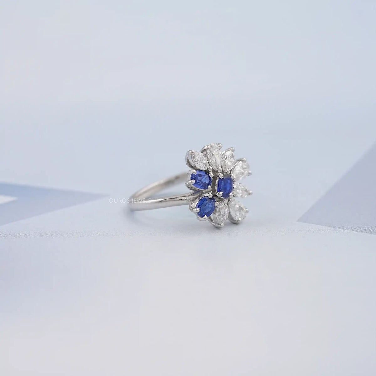 Blue Sapphire Oval Cut Gemstone Cluster Ring Ring