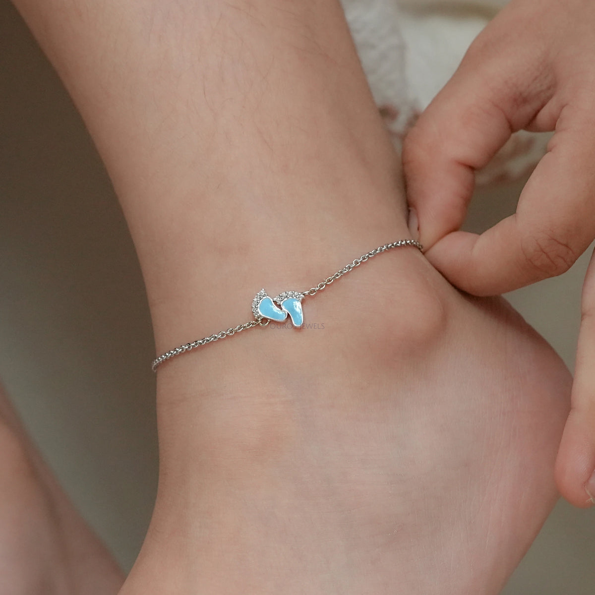 Enamel Blue Baby Foot Print Round Diamond Anklet