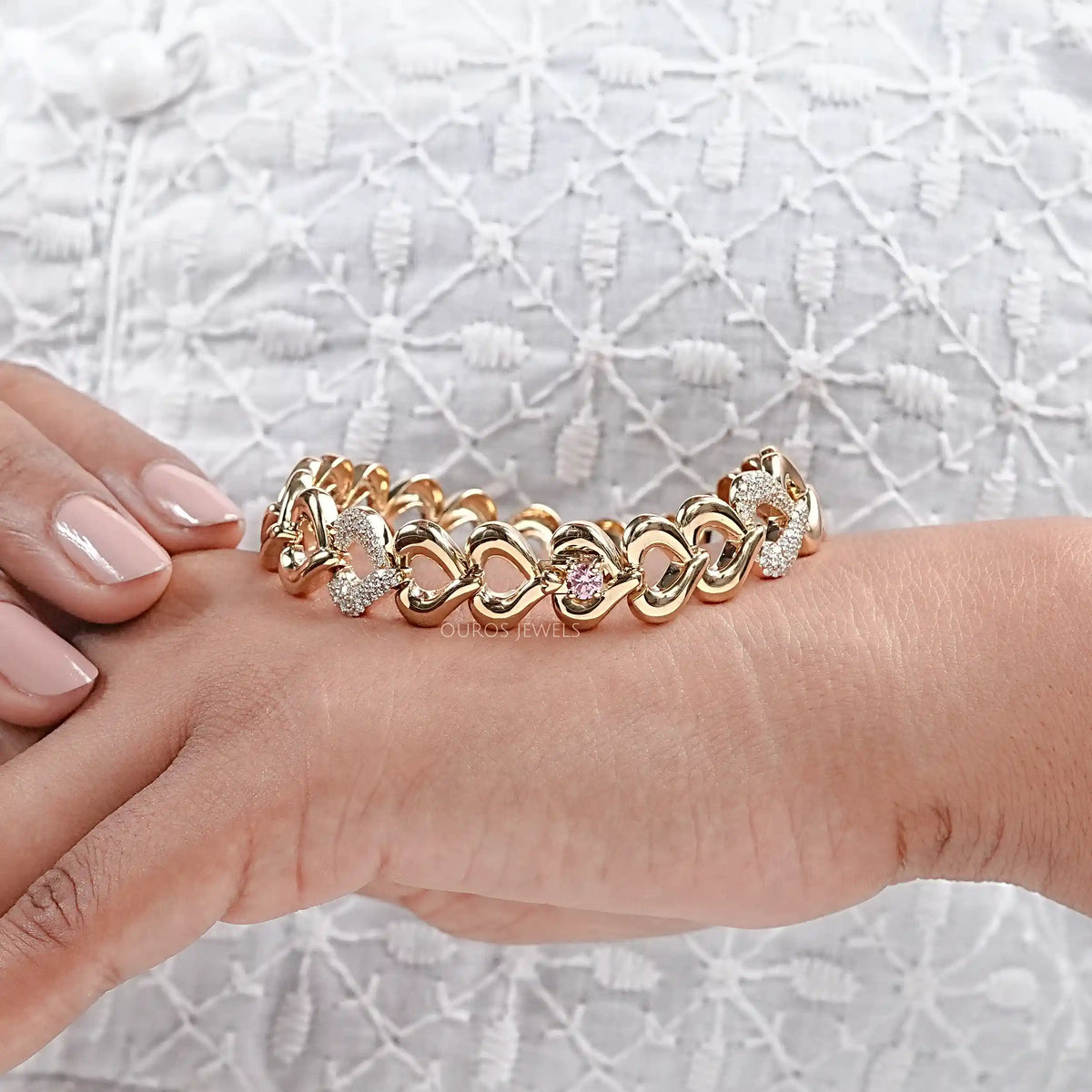 Pave Set Heart Link Bracelet Bracelet