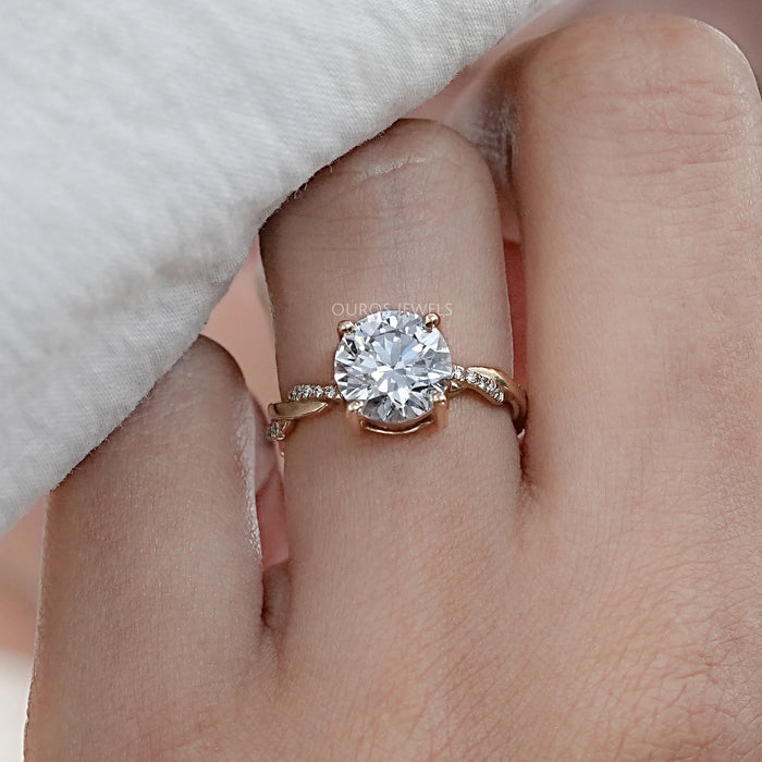 Twisted Round Lab Diamond Wedding Ring
