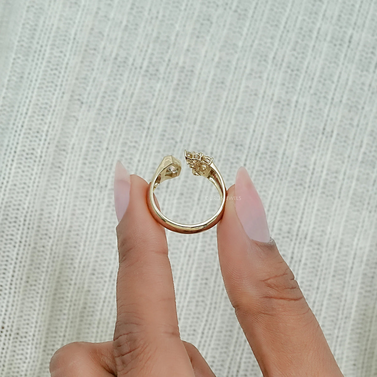 Lozenge Cut Bezel Cluster Wide Open Ring Ring