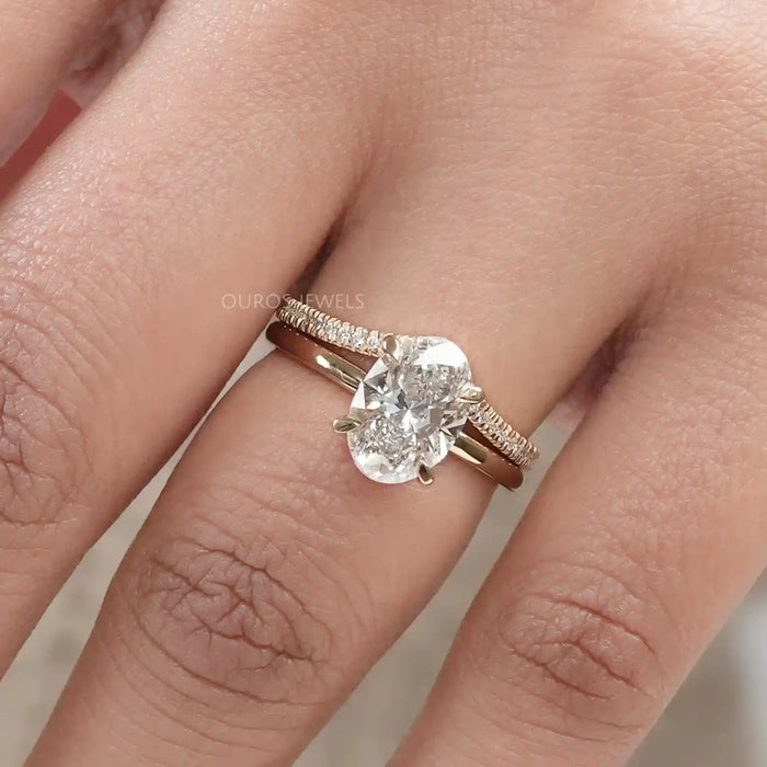 Oval Cut Diamond Curved Ring Bridal Set