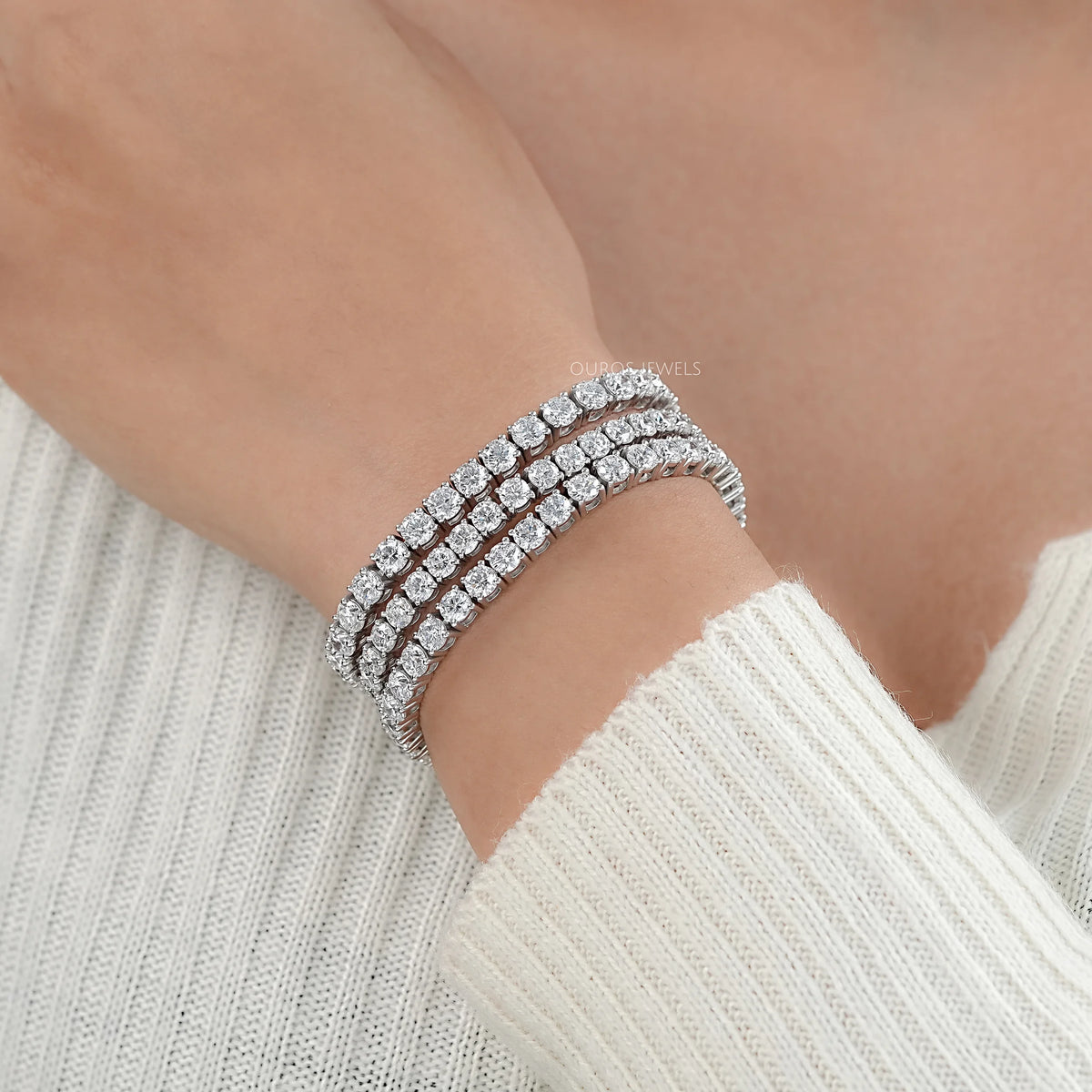 Round Shape Lab Grown Diamond Bracelet with 8.00 | 9.00 | 10.00 TCW Bracelet