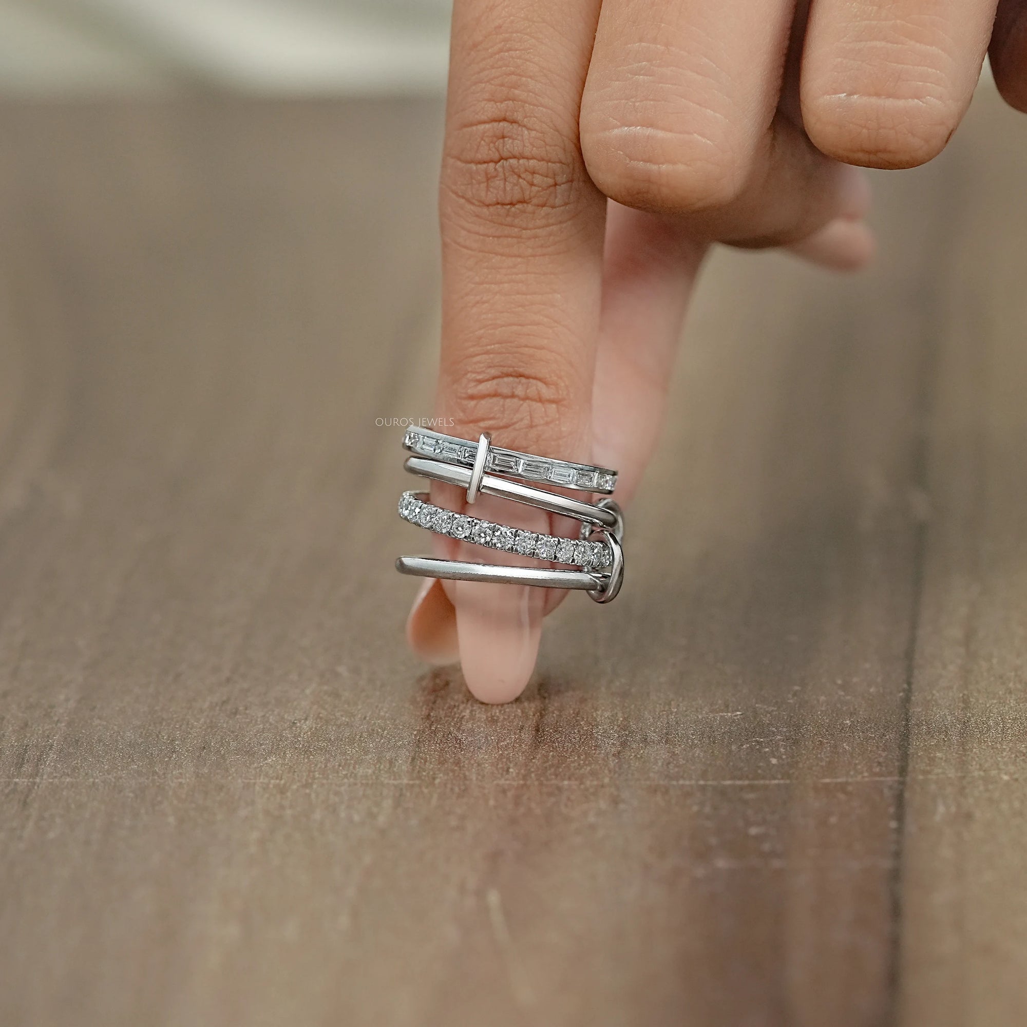 Baguette And Round Diamond Interlink Band Ring
