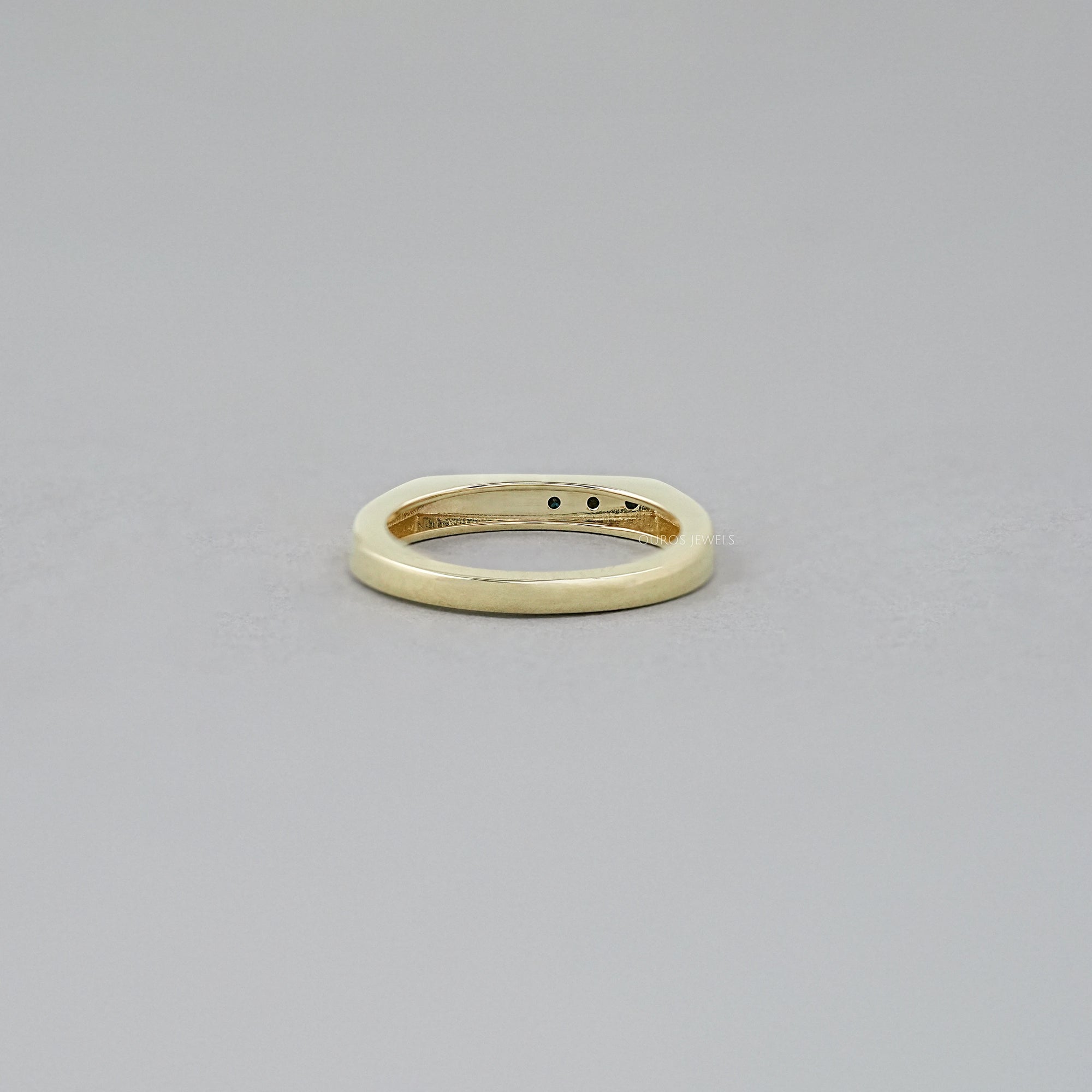 Black Round Diamond Flush Set Signet Ring Ring