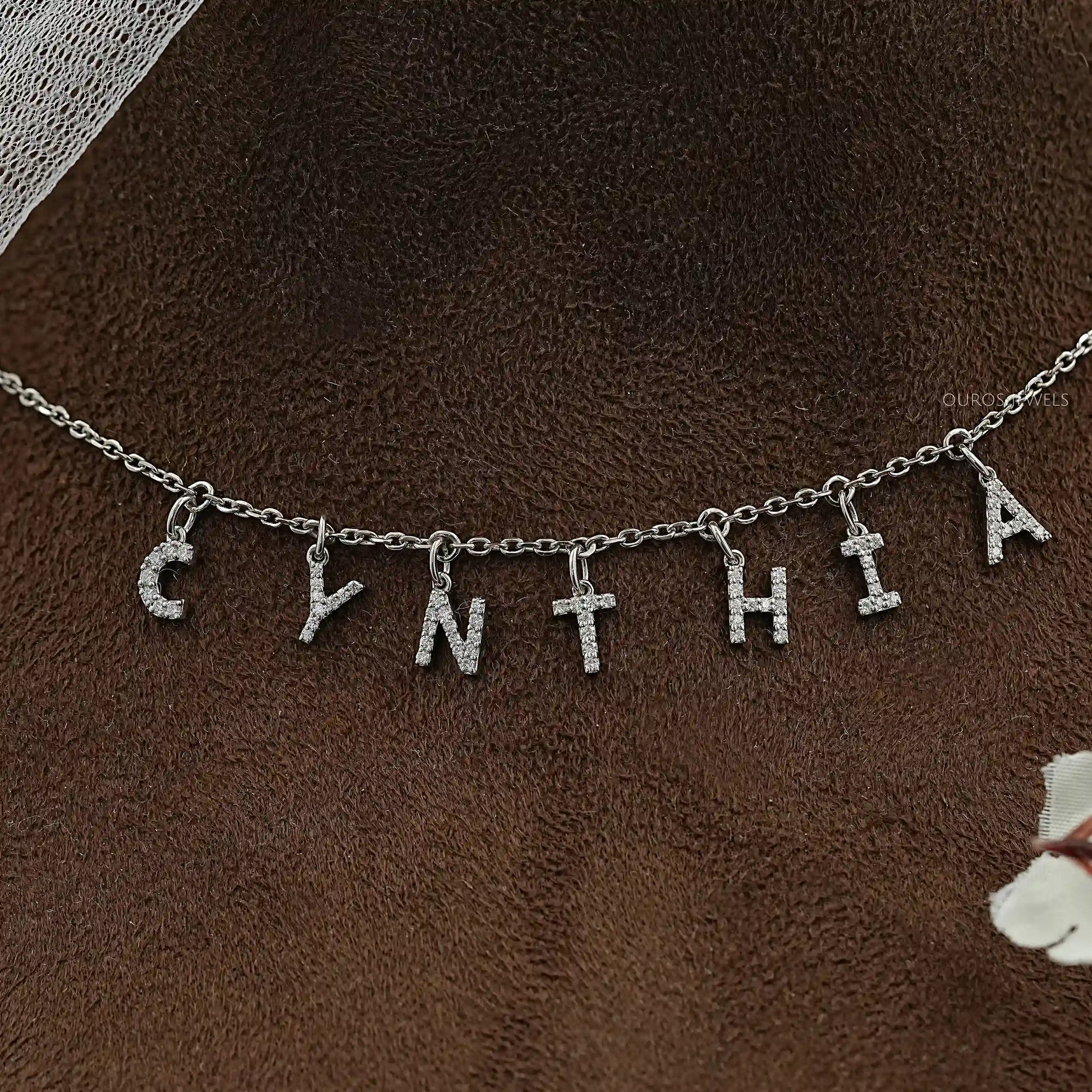 CYNTHIA Letter Round Lab Customize Necklace