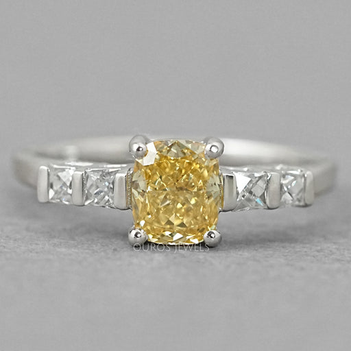 front view of canary yellow cushion-cut lab diamond 5-stone colored wedding band