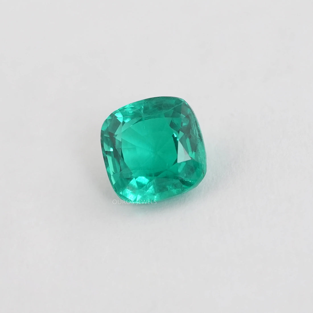 Cushion Shape Colombian Emerald Gemstone Loose