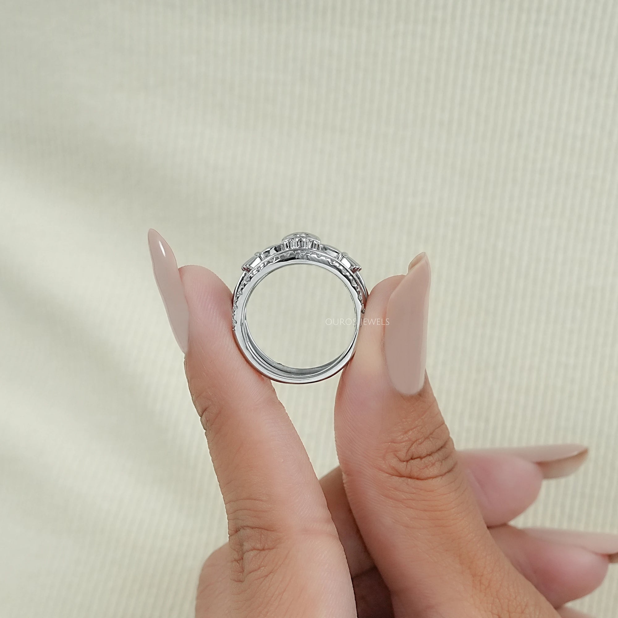 Heart Shape Crown Hands Lab Diamond Ring Set