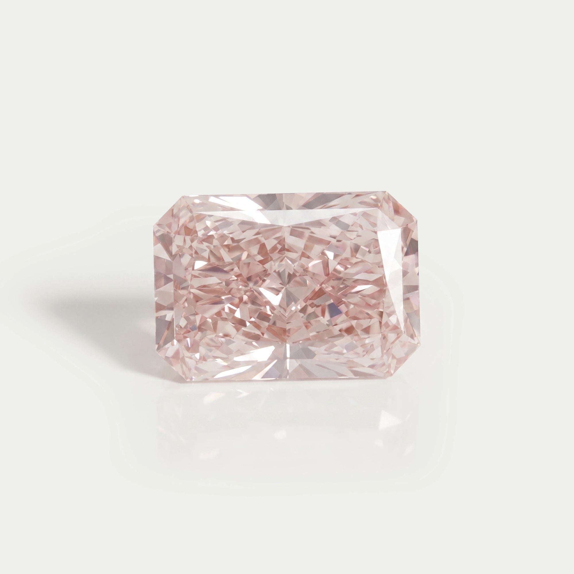 Fancy Vivid Pink Radiant Shape Lab Diamond