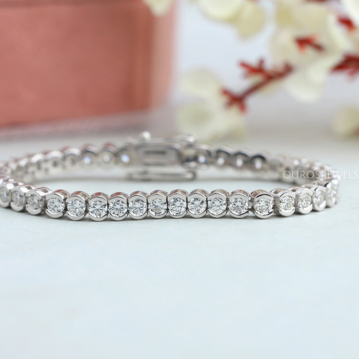 Round Half Bezel Diamond Tennis Bracelet