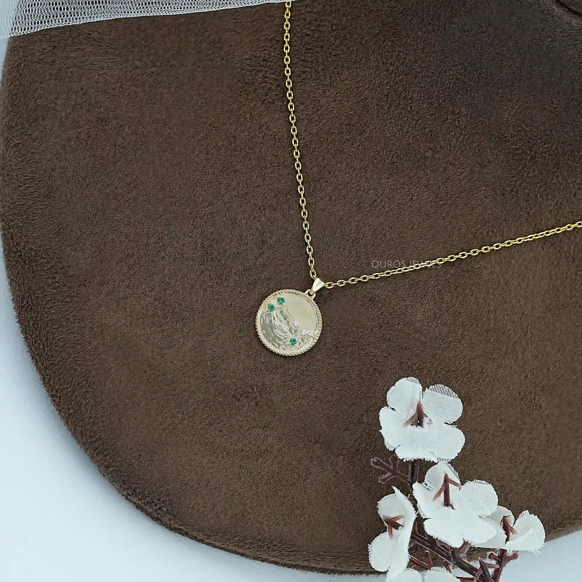 Gemini Zodiac Sign Emerald Gemstone Pendant