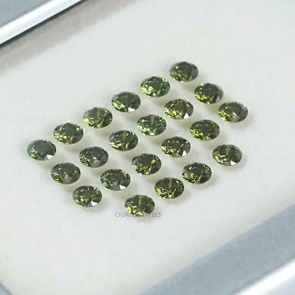 Green Round Cut Lab Grown Diamond Loose