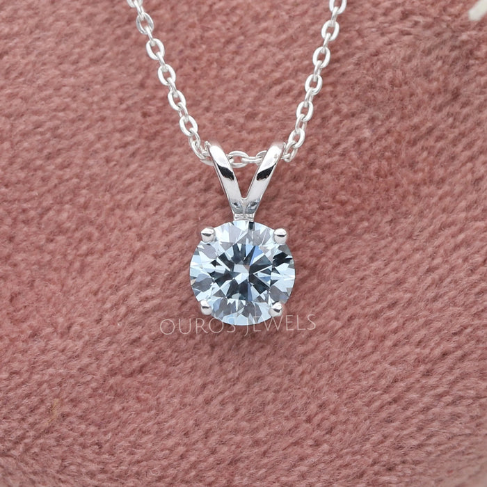 Greenish Blue Solitare Round Diamond Pendant