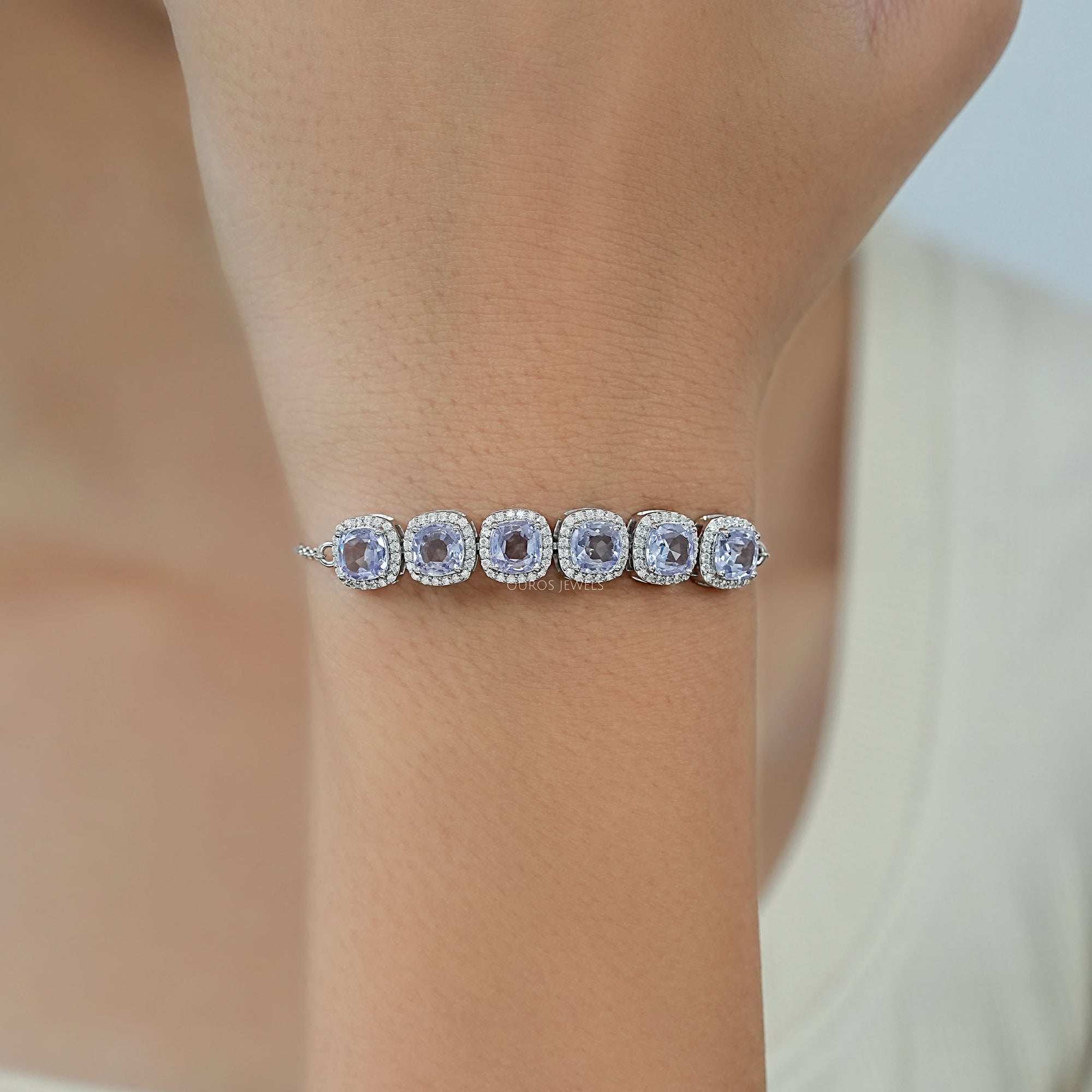 Alternating Cushion Sapphire and Diamond Link Bracelet