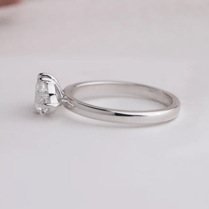 heart diamond two stone ring in white gold 