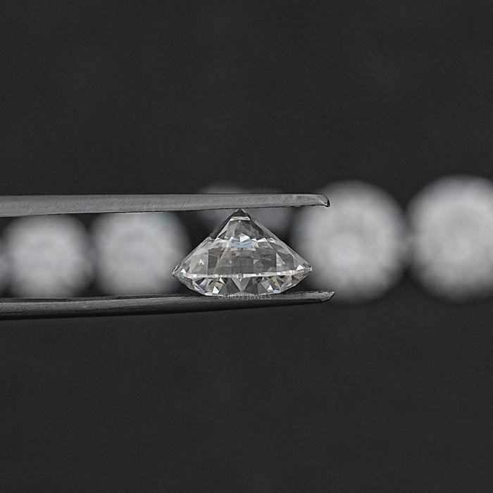 IGI Certified Round Cut Lab Grown Diamond