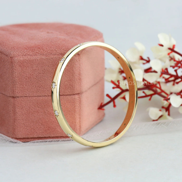 Flush Set Round Lab Grown Diamond Bangle