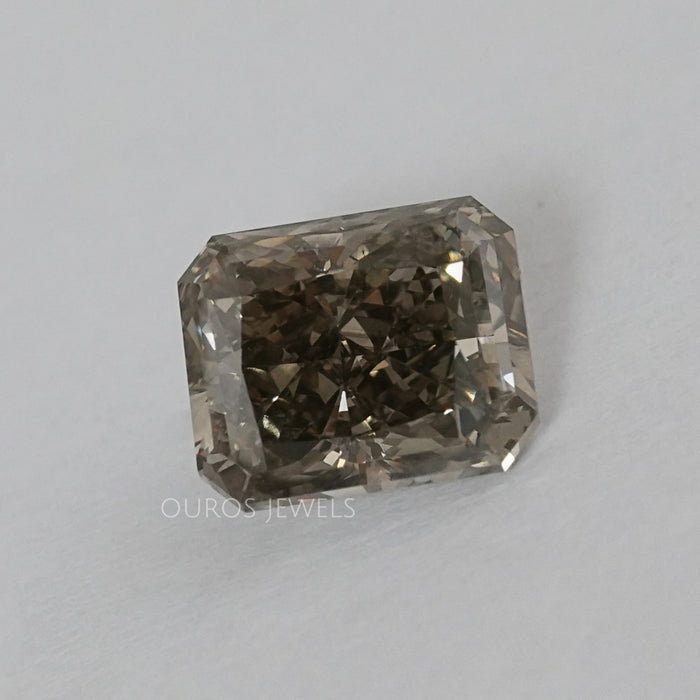 front view of square olive radiant cut lab grown diamond loose