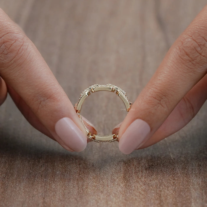 Women's Round Diamond Chain Link Ring