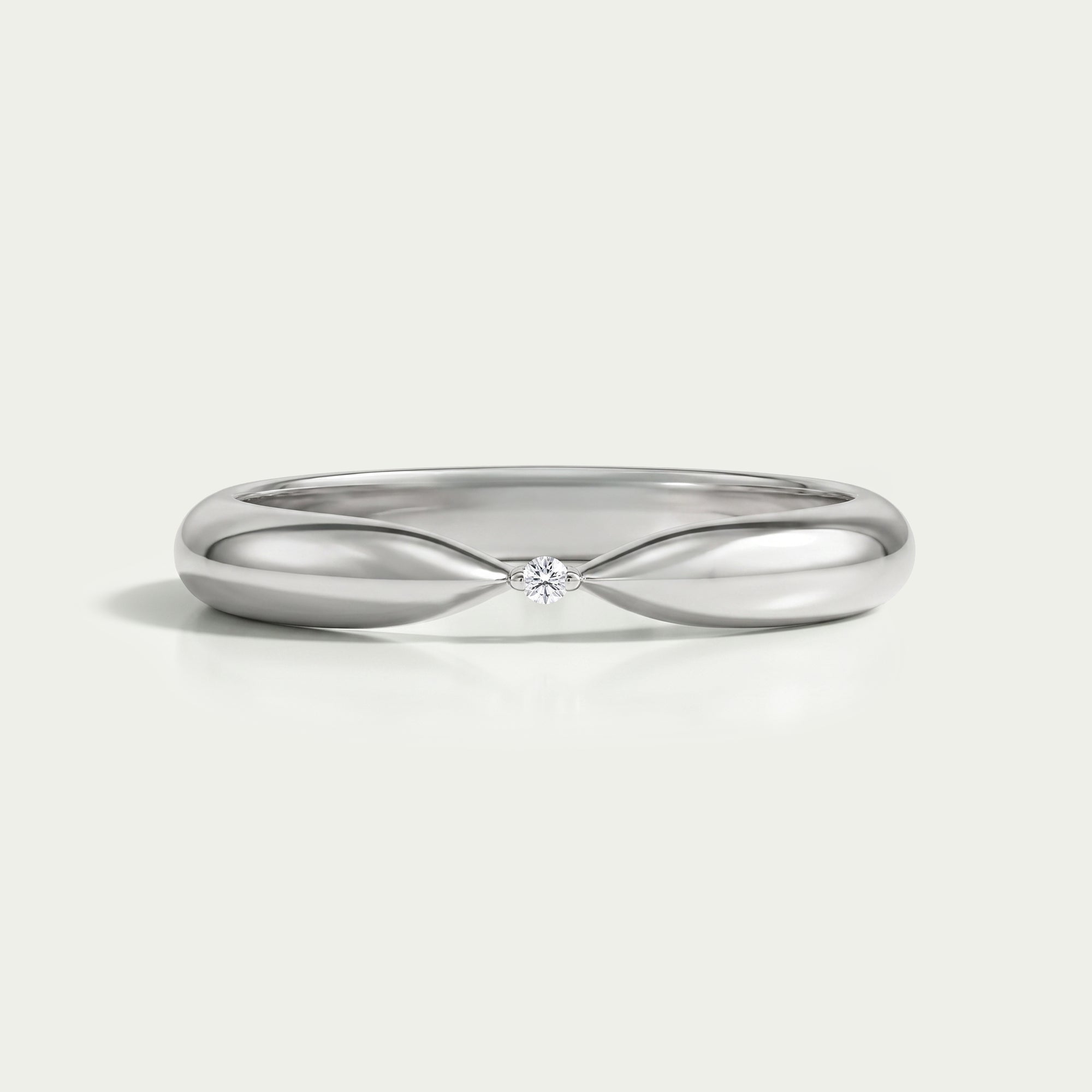 Minimalist Round Diamond Solitaire Band