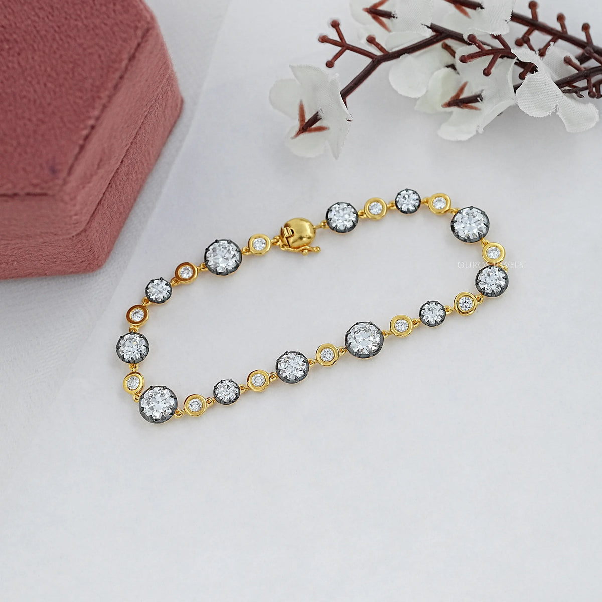 OEC Round Lab Diamond Black Coated Bracelet Bracelet