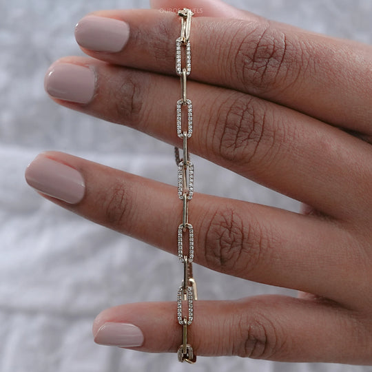 Round Lab Diamond Paperclip Link Bracelet 