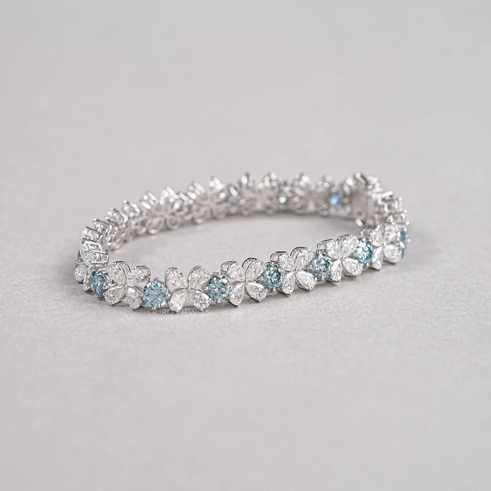 Pear-Shaped Flower Diamond Bracelet