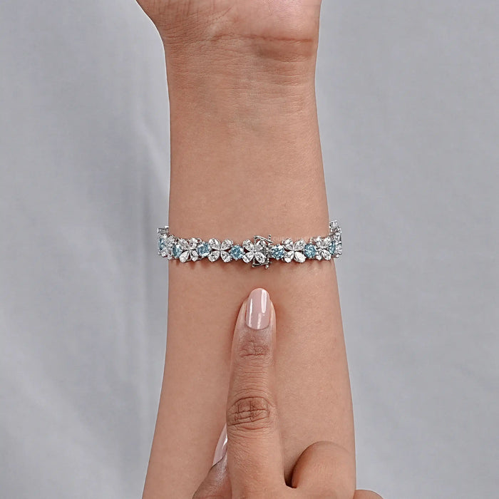 Pear-Shaped Flower Diamond Bracelet