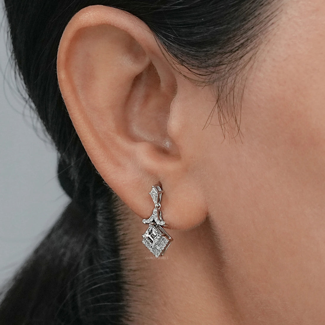Carre Cut And Kite Diamond Dangle Drop Earrings Earrings