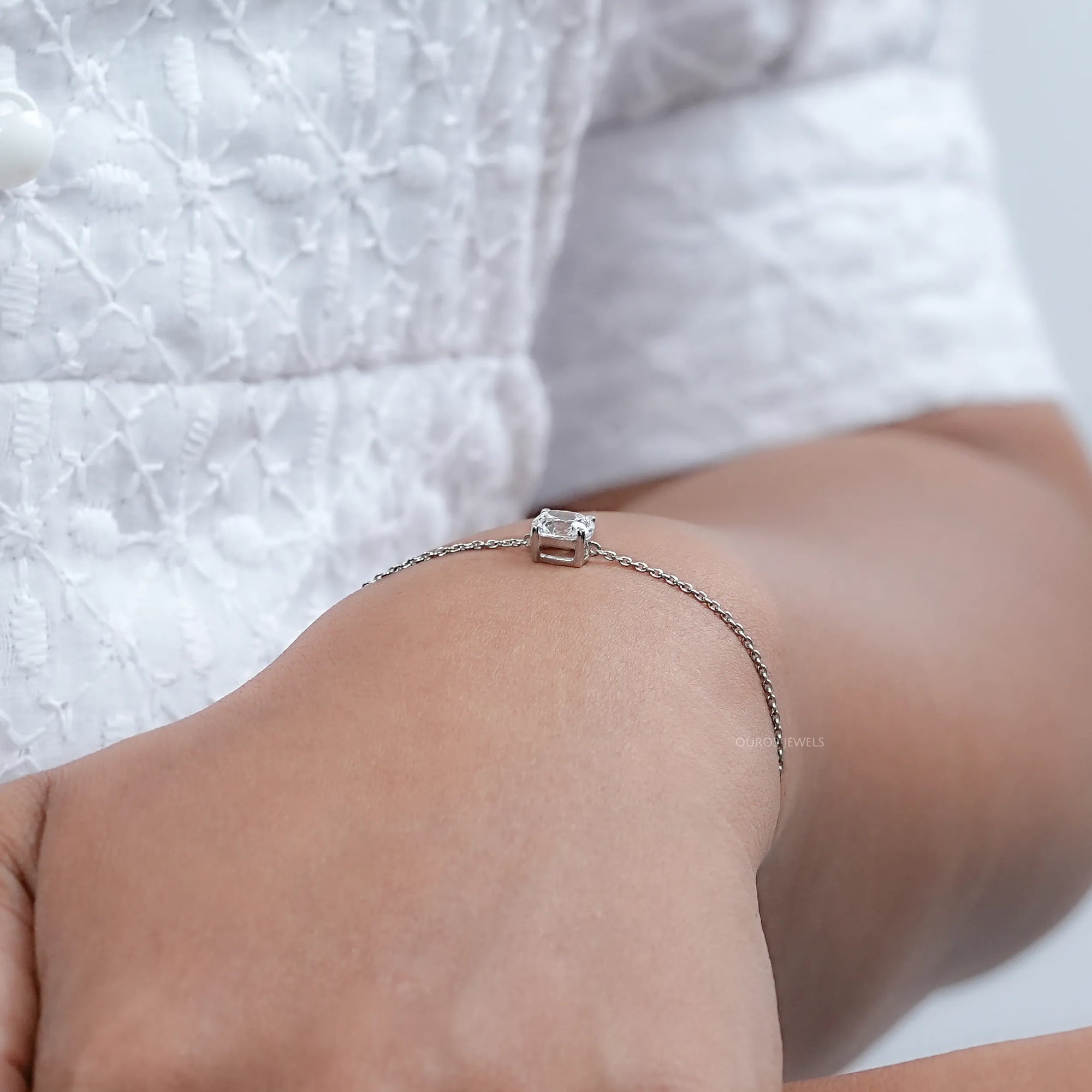 Multi Lab Diamond Bezel Set Solitaire Chain Bracelet 