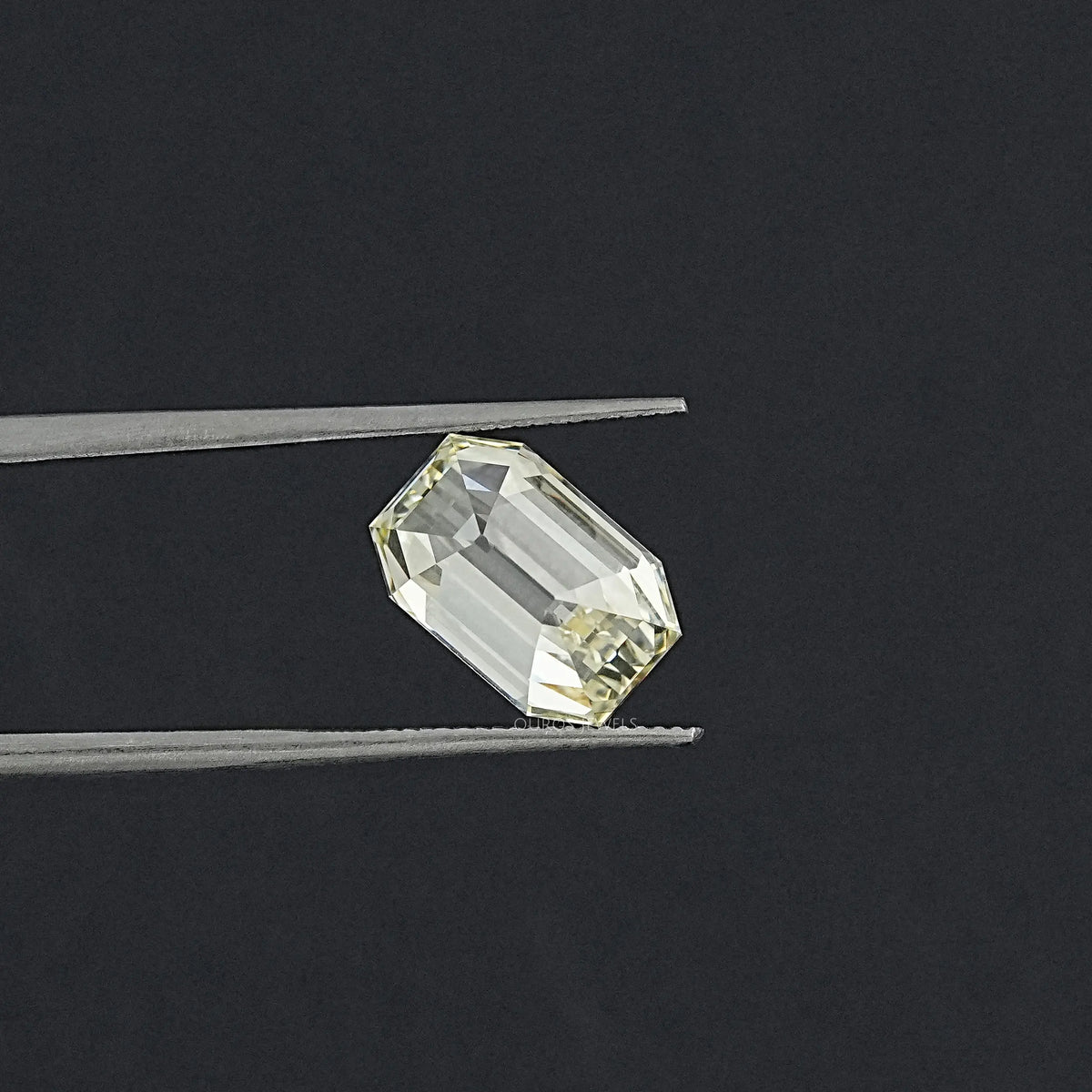 TEST Old Mine Emerald Cut Lab Grown Diamond - JK (Copy) Loose