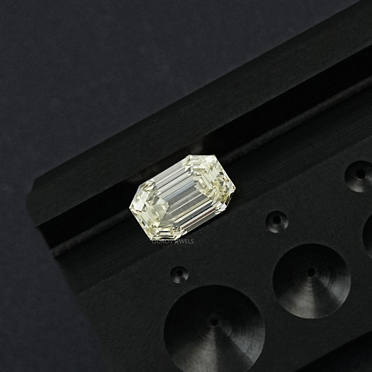 TEST Old Mine Emerald Cut Lab Grown Diamond - JK (Copy) Loose