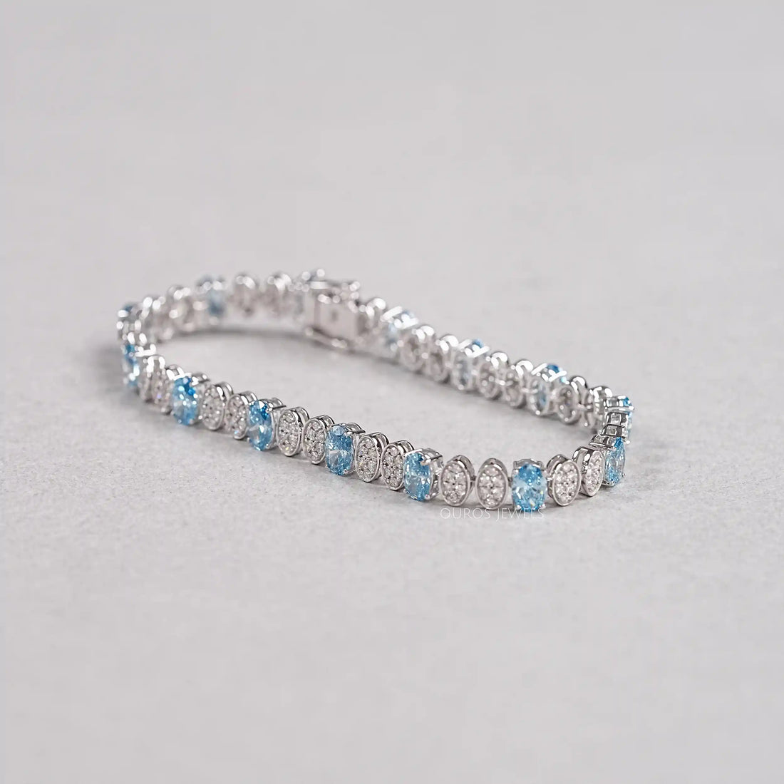 Alternating Blue Oval & Round Diamond Tennis Bracelet Bracelet
