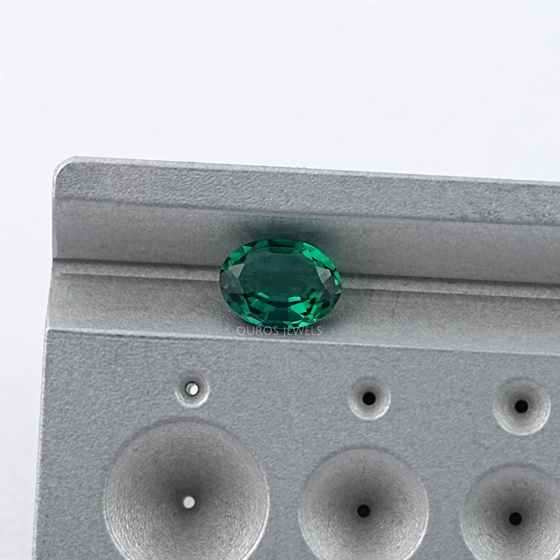 Green Oval Zambian Emerald Gemstone Loose