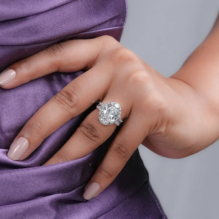 Molly Sims  Oval Three Stone  Ring - 96th Annual Academy Awards