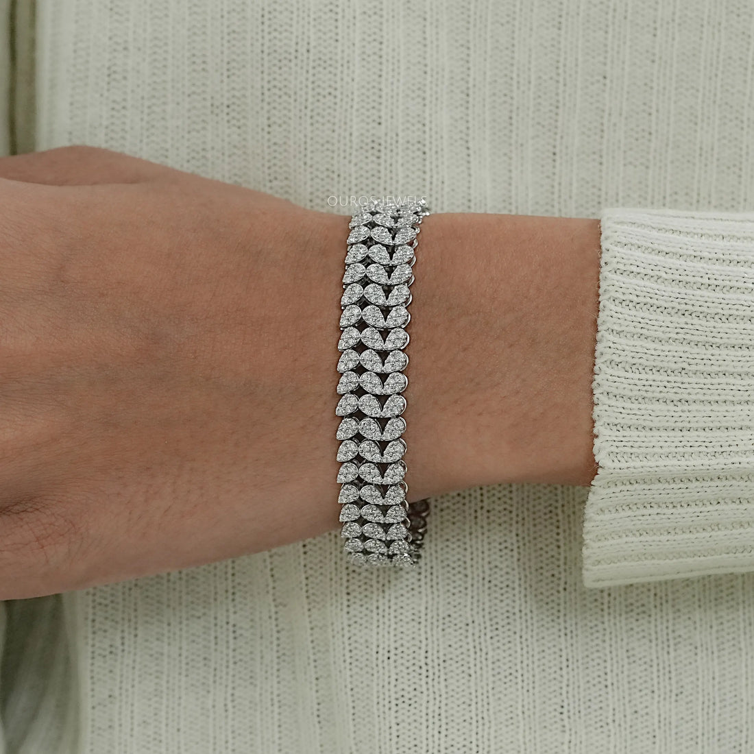 Cluster Diamond Wide Bracelet Bracelet