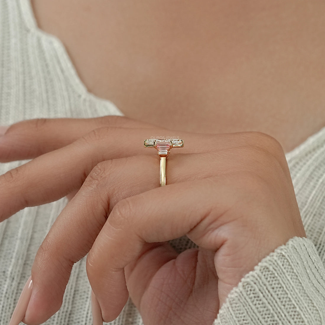 Dutch Marquise Diamond Ring With Baguette