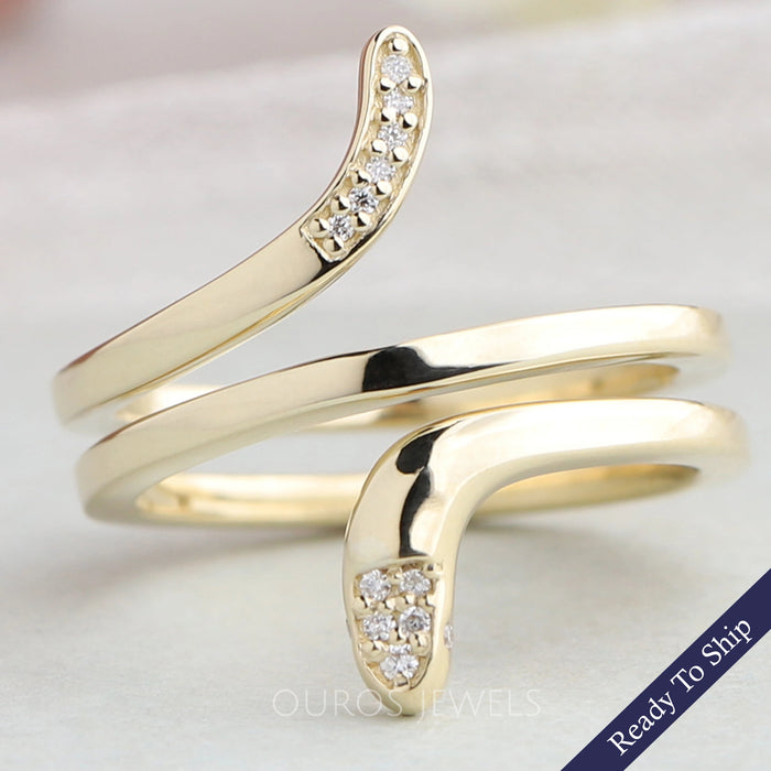 Snake Round Diamond Engagement Ring