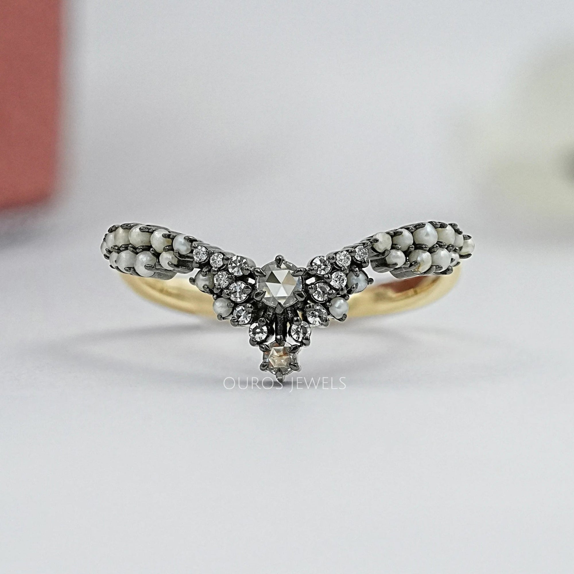 Rose Cut Round Diamond Cluster Curved Ring