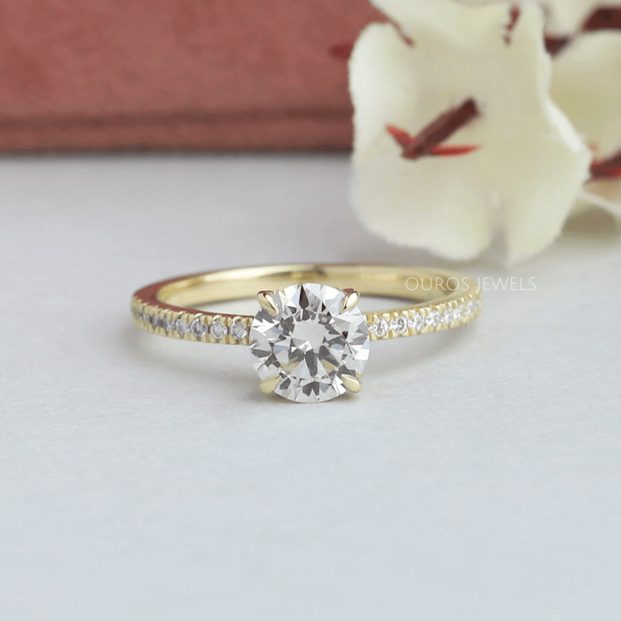 Round Cut Halo Solitaire Diamond Engagement Ring