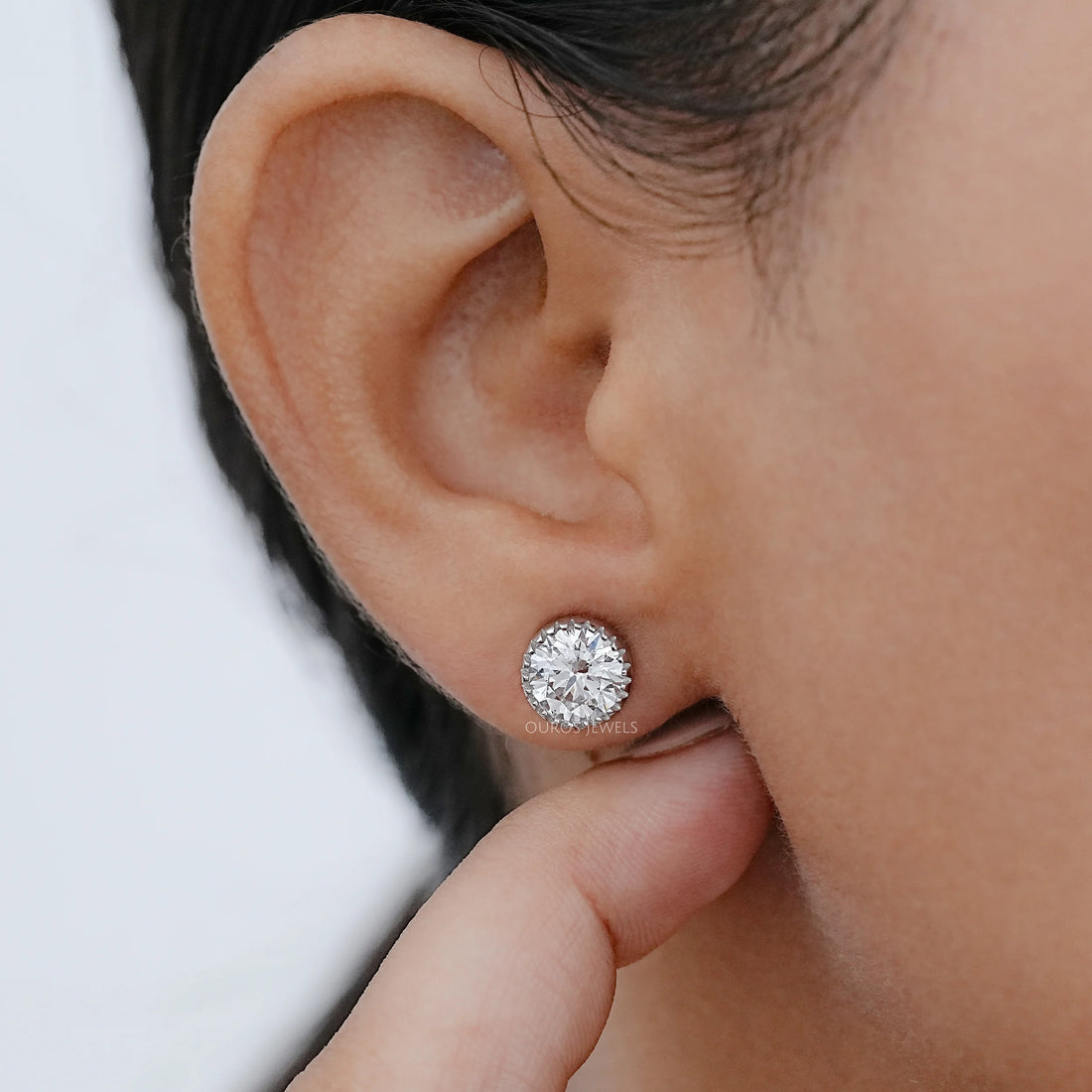 Round Lab Diamond Milgrain Stud Earrings Earrings