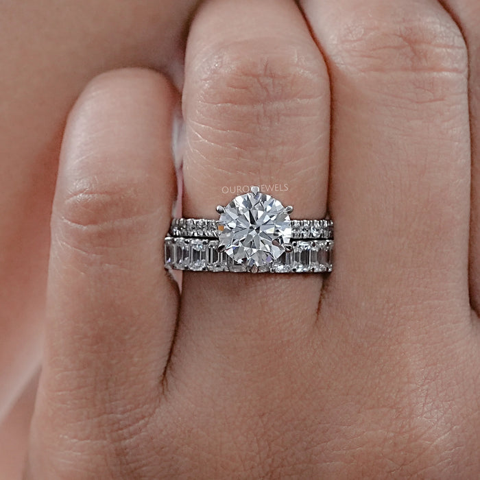 front view of round shape lab diamond solitaire white gold bridal ring set