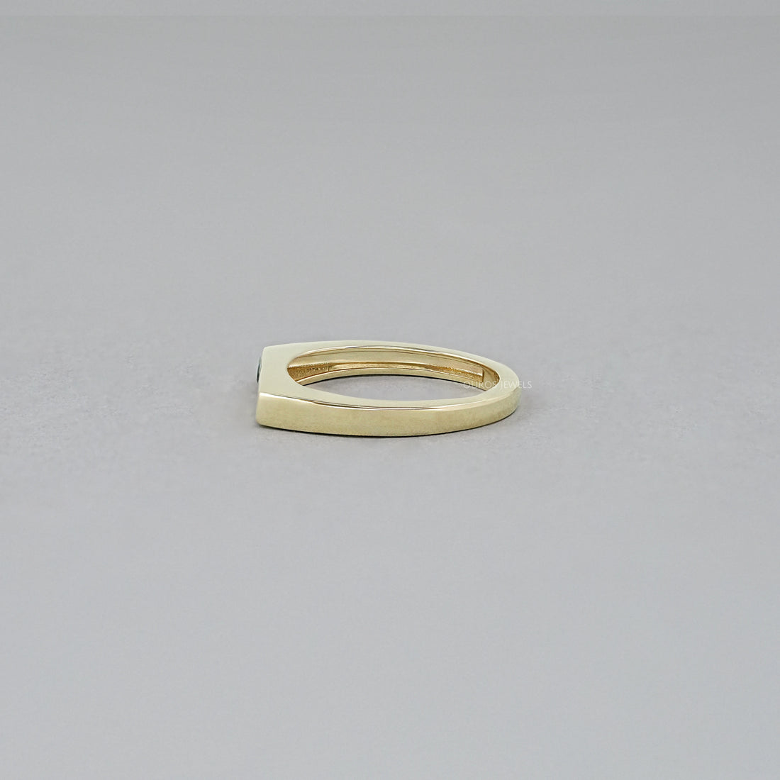 Black Round Diamond Flush Set Signet Ring Ring